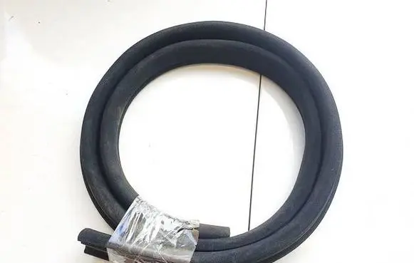 Mercedes-Benz CLS C219 Rubber seal front coupe door A2196970151