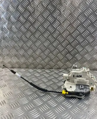 Audi A4 S4 B8 8K Front door lock 8J1837015C