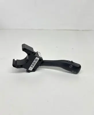 Volkswagen Golf IV Wiper control stalk CZK0301202012 4B0953503F