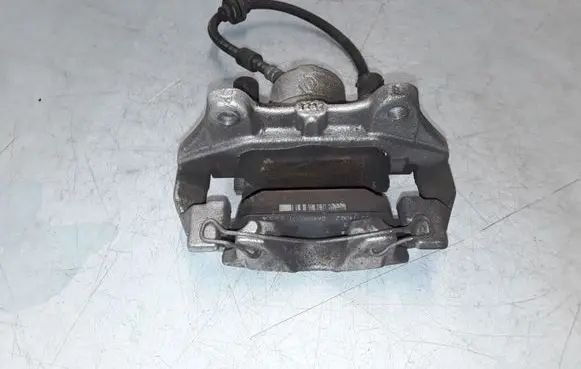 Renault Twingo III Front brake caliper