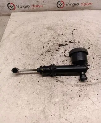 Clutch slave cylinder