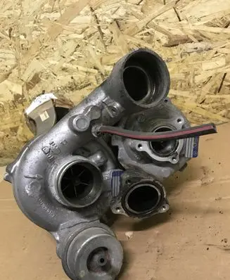 Mercedes-Benz E W212 Turbo 54399700120