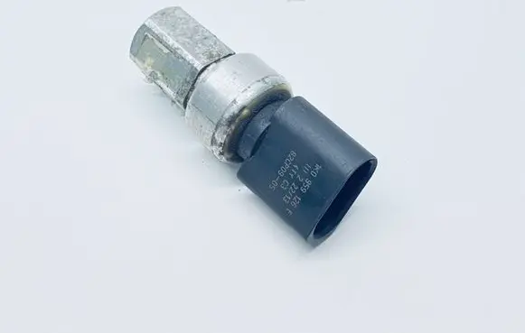 Volkswagen Up Air conditioning (A/C) pressure sensor 1K0959126E