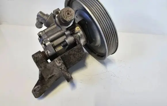 Audi A4 S4 B6 8E 8H Power steering pump 91128 078145255