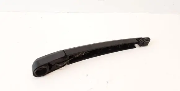 Rear wiper blade arm
