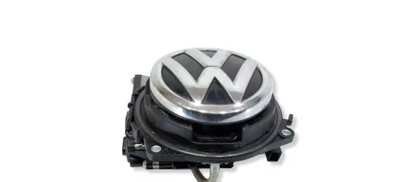 Volkswagen PASSAT B8 Tailgate handle with camera 3G0827469H