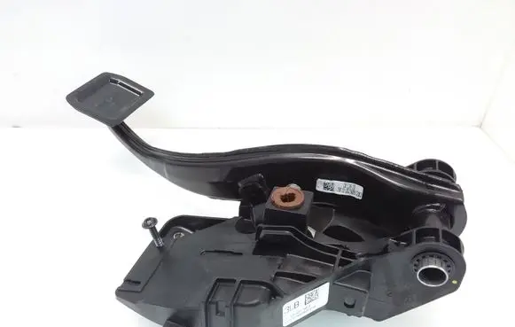 Tesla Model 3 Brake pedal 104469100D 1013819