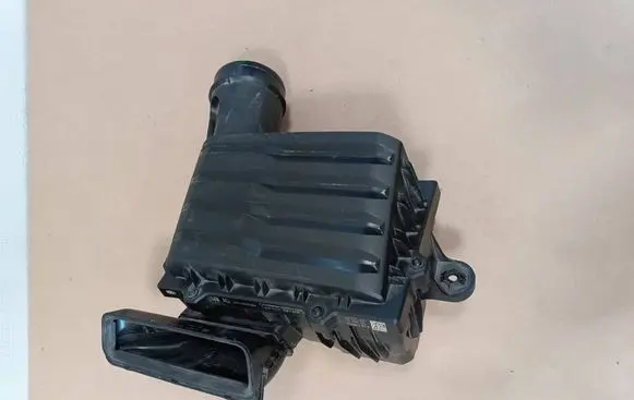 Audi Q2 - Air filter box 5Q0129601BB 5Q0129620E