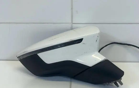 Seat Ibiza V (KJ) Front door electric wing mirror E9026684