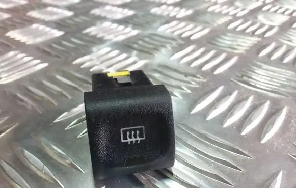 Opel Omega B1 Windscreen/window heater switch 90457319