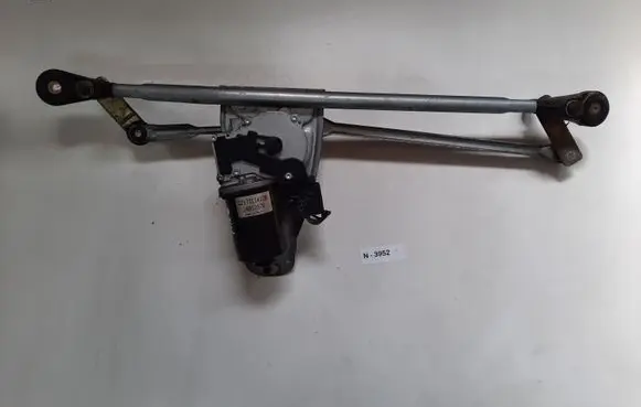 BMW X5 E53 Front wiper linkage and motor 24012878