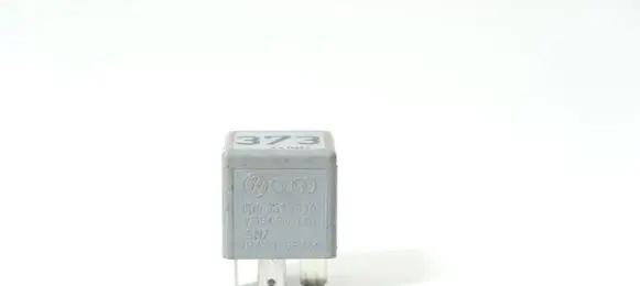 Audi Q7 4L Other relay 8D0951253A