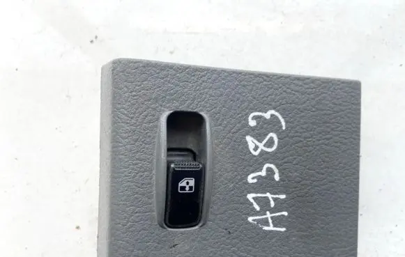 KIA Carnival Electric window control switch 0k53e66380a