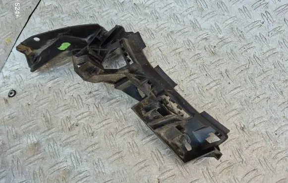Volkswagen Golf Plus Rear bumper mounting bracket 5M0807394A