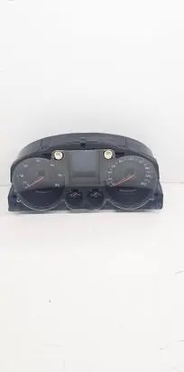 Volkswagen PASSAT B6 Speedometer (instrument cluster) X0033000 3C0920870Q