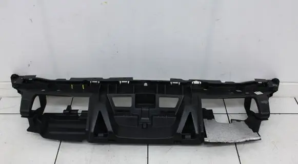 Peugeot 5008 Radiator support slam panel