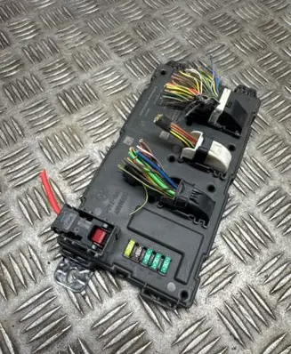 BMW 3 F30 F35 F31 Comfort/convenience module 9329700 000002 A2C3045001500