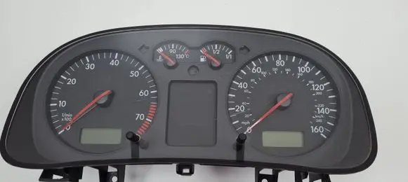 Volkswagen Golf IV Speedometer (instrument cluster) 1J0920906B