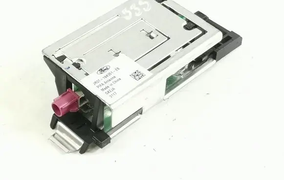 Ford Mustang VI Aerial antenna amplifier JR3T19K351EB
