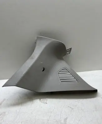 (D)pillar trim (top)