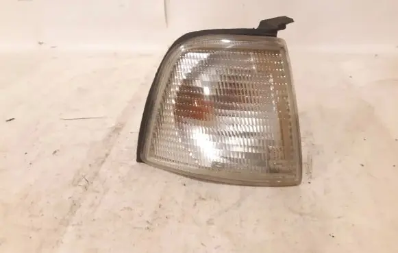 Audi 80 90 B3 Front indicator light 185143