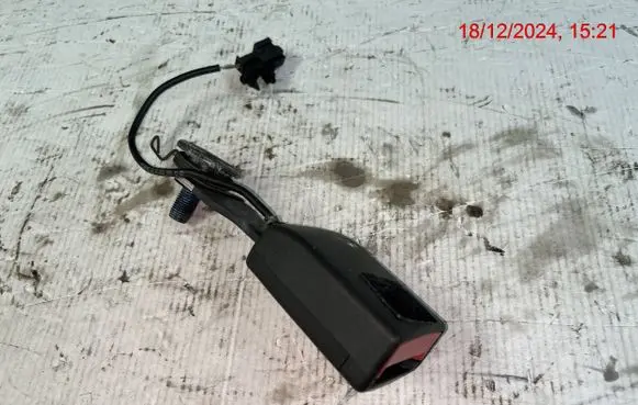 Mercedes-Benz GLS X166 Rear seatbelt buckle A1668602269 A1668708110