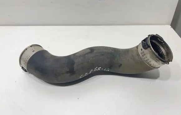 Mini Cooper Countryman R60 Intercooler hose/pipe 8506720