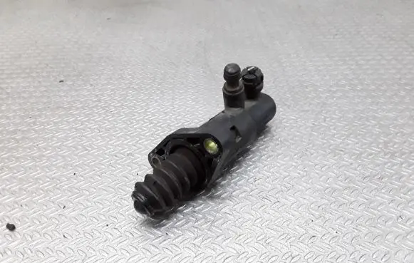 Skoda Fabia Mk1 (6Y) Clutch slave cylinder 4862830042
