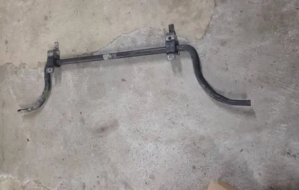 Mercedes-Benz GL X166 Front anti-roll bar/sway bar