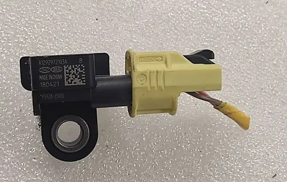 KIA Stinger Airbag deployment crash/impact sensor 95920J5000 180421 A1292972103A