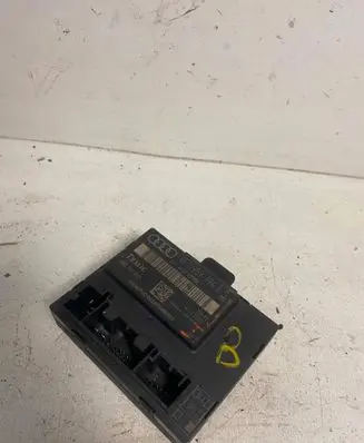Audi A6 S6 C6 4F Door control unit/module 4F0959794E 4F0910795E 0033TFK0001