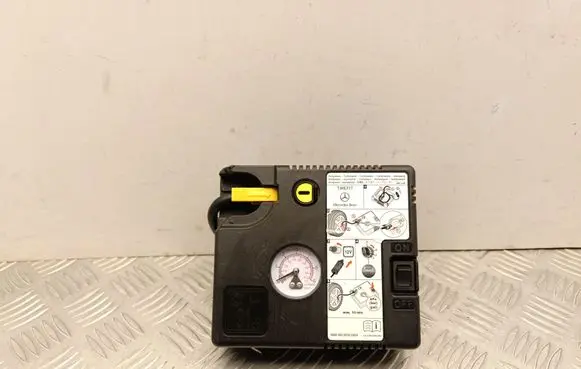 Mercedes-Benz EQA Tire air pump compressor A0005838200