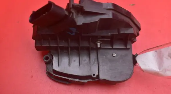 Ford Fiesta Front door lock 8A6A-A21813-AE