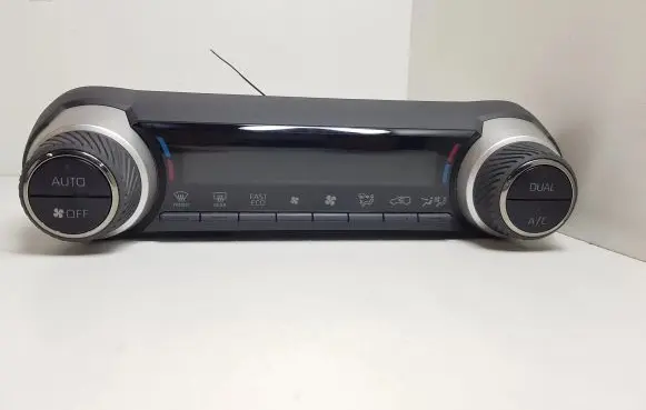Toyota RAV 4 (XA50) Climate control unit 75K607 5590042670