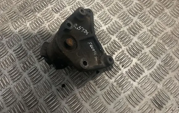 Opel Frontera A other engine part 