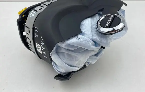 Volvo V90 Cross Country Steering wheel airbag 31663014 6246735 626101200D