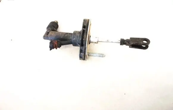 Clutch master cylinder