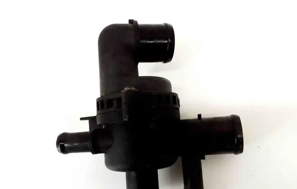 Jaguar XF X250 Thermostat 9X238A586AD