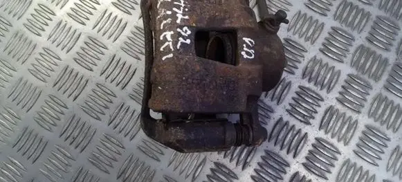 Chevrolet Lacetti Front brake caliper