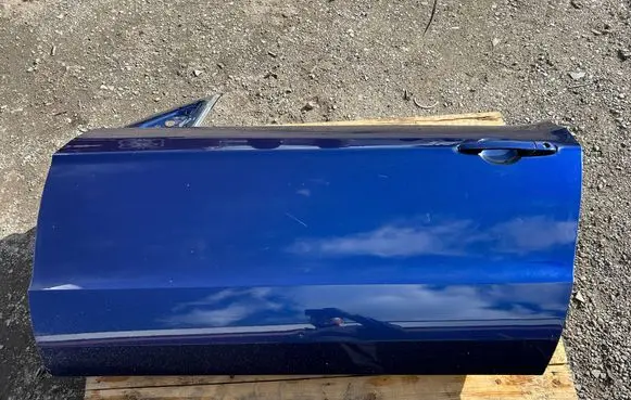 Ford Mustang V Door (2 Door Coupe) 82466320