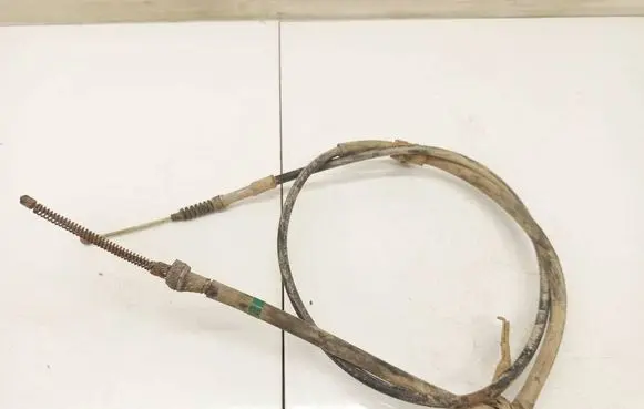 Toyota Avensis T250 Handbrake/parking brake wiring cable 