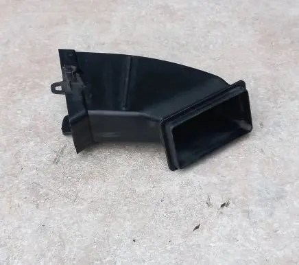 BMW 5 G30 G31 Other engine bay part 7357247 61667357247 SP07413