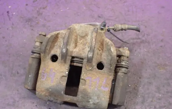 Peugeot 207 Front brake caliper