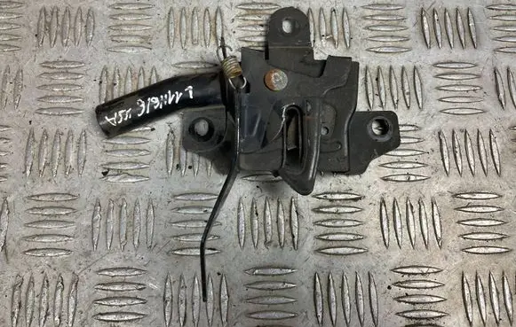 Subaru Legacy Engine bonnet/hood lock/catch
