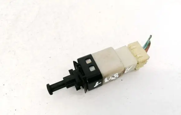Chevrolet Epica Brake pedal sensor switch
