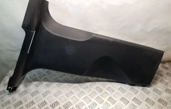 (B) pillar trim (bottom)