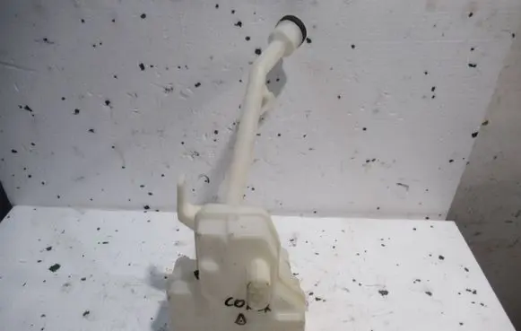 Opel Corsa F Windshield washer fluid reservoir/tank 39138620