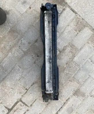 BMW 7 E65 E66 Engine oil radiator 7553667 7561843 DT79347