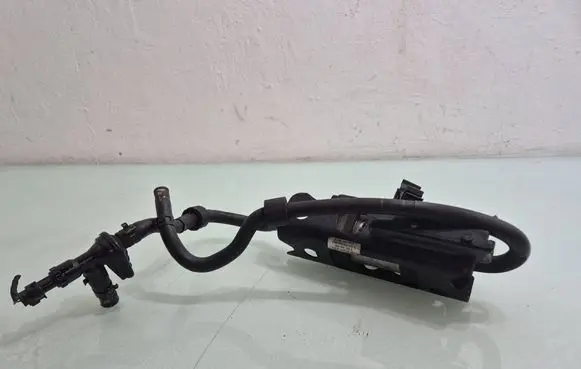 Volkswagen PASSAT CC Fuel injection high pressure pump 5N0906129B