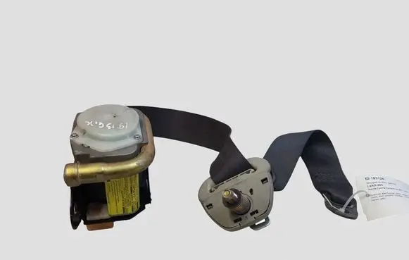 Toyota Corolla Verso E121 Rear seatbelt 0431064 TKAF0EF595P